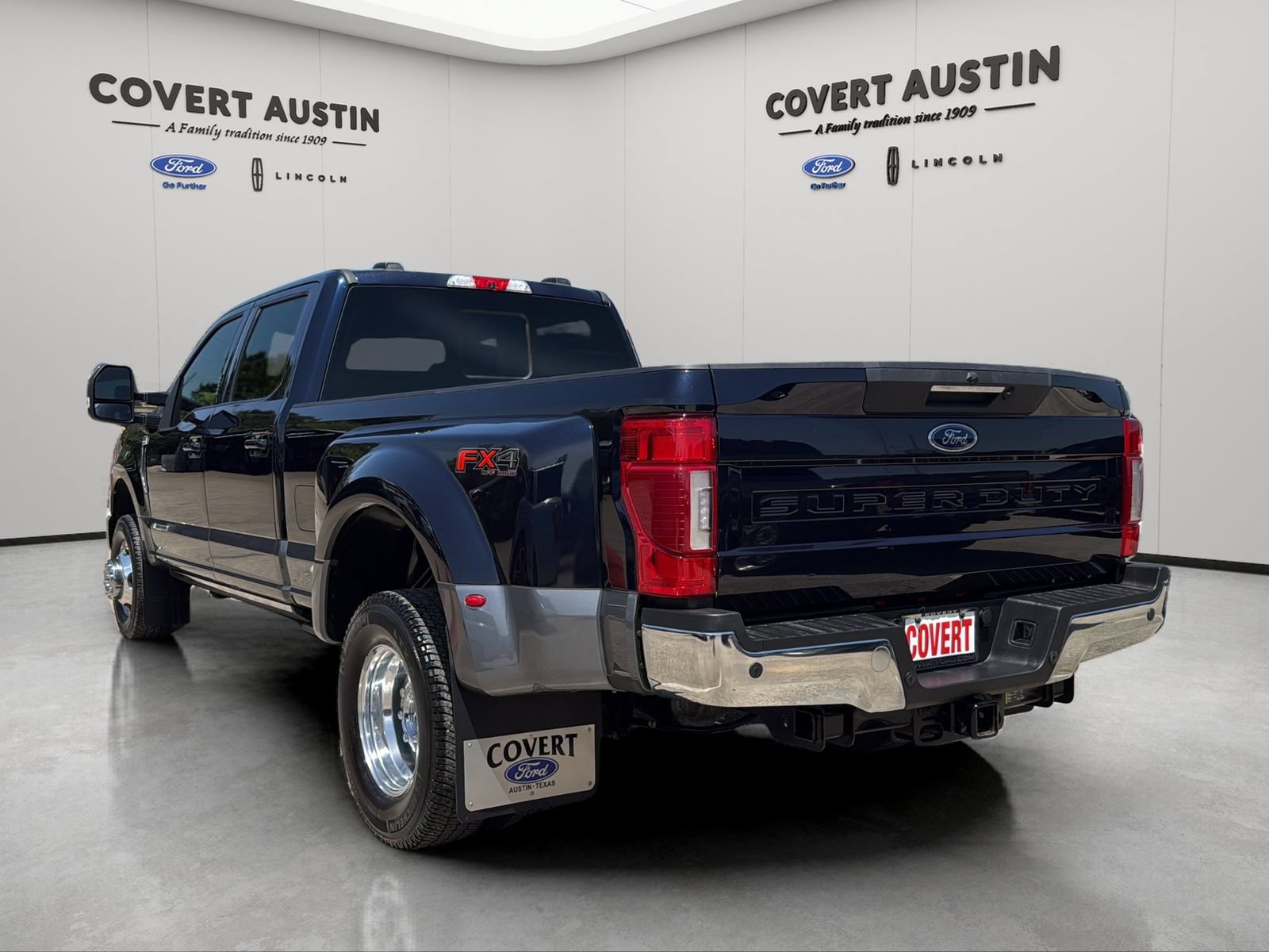 Certified 2021 Ford F350 Lariat w/ Lariat Ultimate Package AWD/4WD image 4