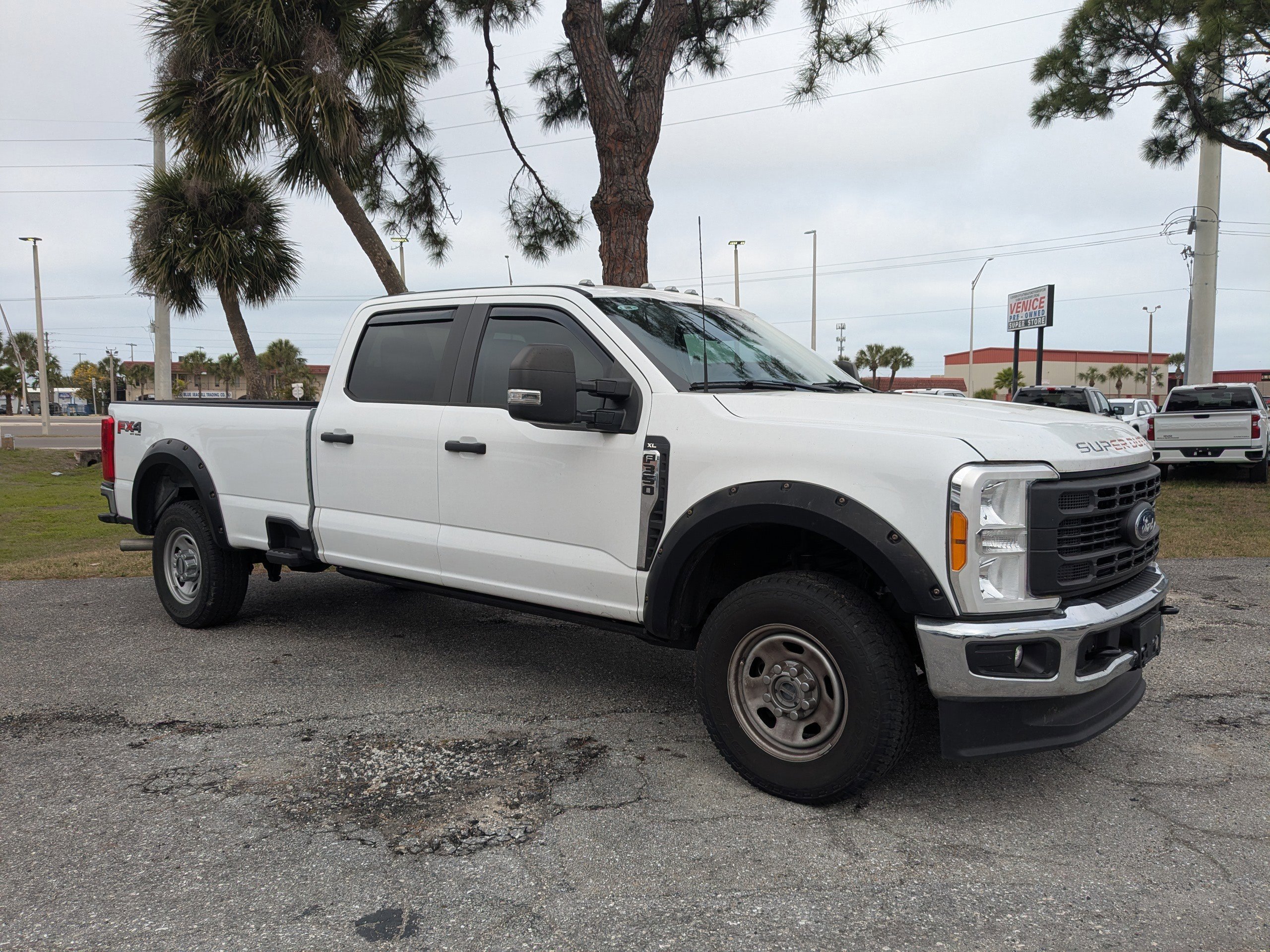 Certified 2023 Ford F350 XL w/ FX4 Off-Road Package image 8