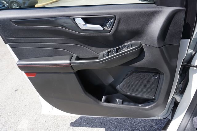 Certified 2023 Ford Escape ST-Line w/ Tech Pack #1 image 29