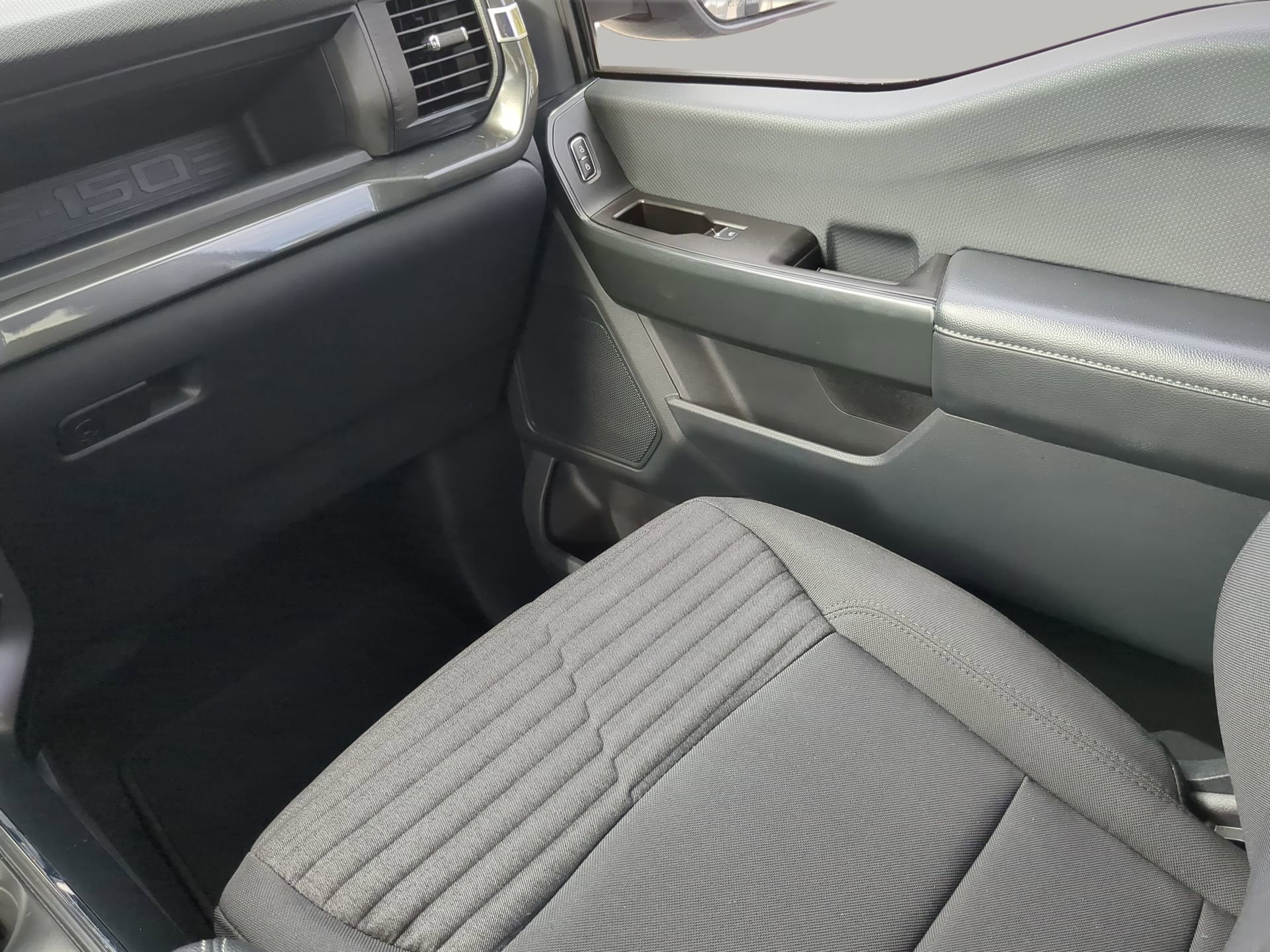 Certified 2023 Ford F150 XL w/ STX Appearance Package image 40