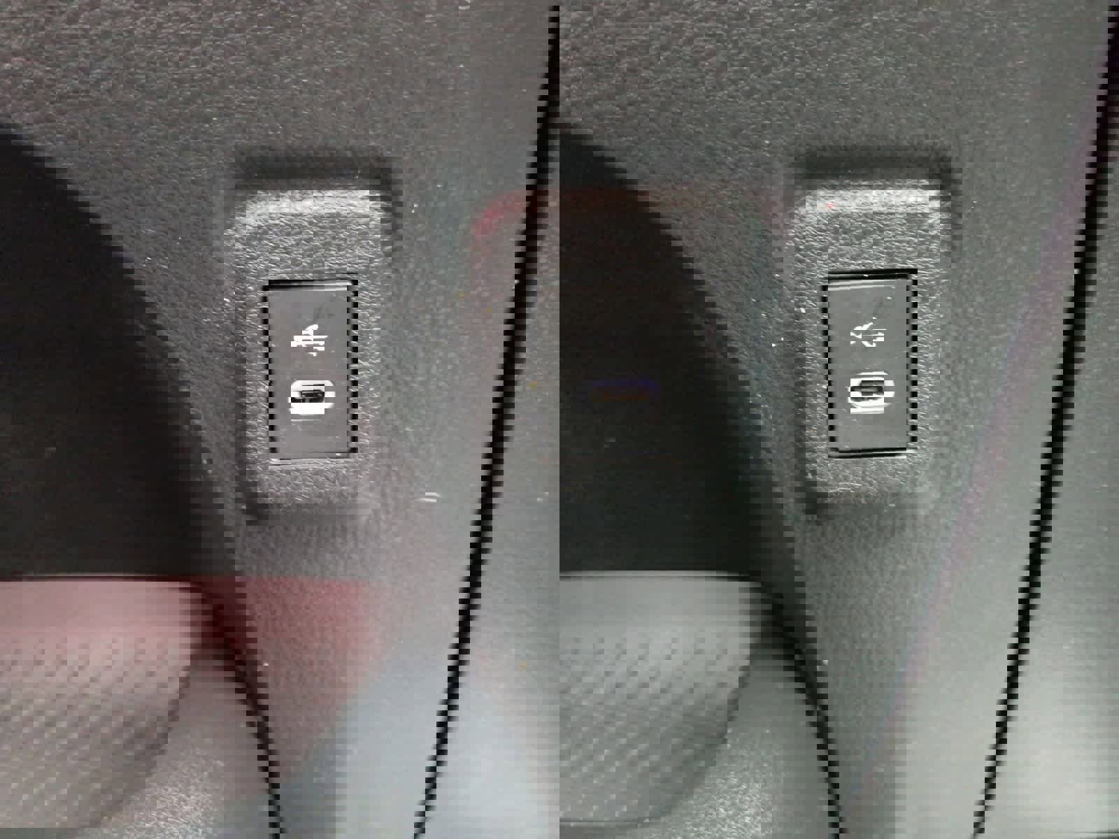 Used 2023 Toyota Corolla LE image 32