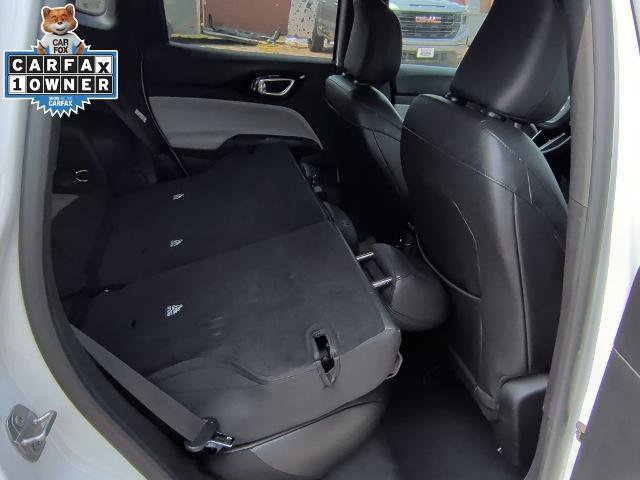 Used 2025 Jeep Compass Limited AWD/4WD image 21