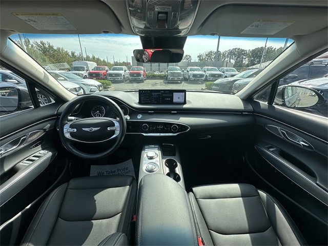 Used 2022 Genesis GV70 2.5T w/ Select Package image 10