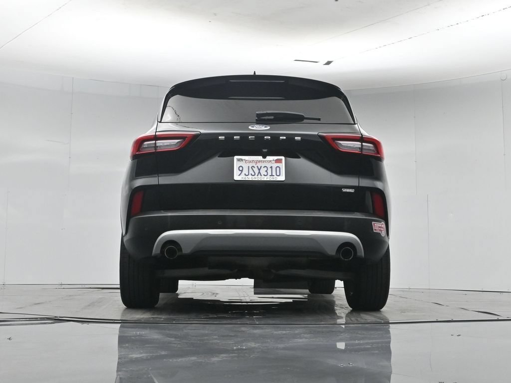 Certified 2023 Ford Escape SE FWD image 51