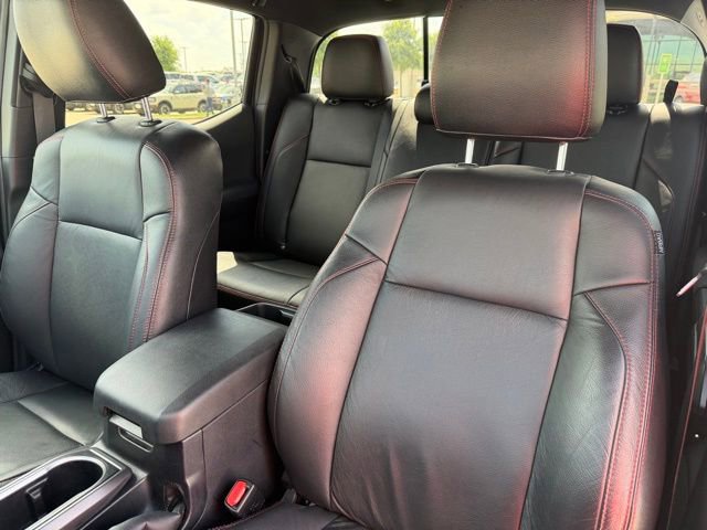 Used 2021 Toyota Tacoma TRD Off-Road image 10