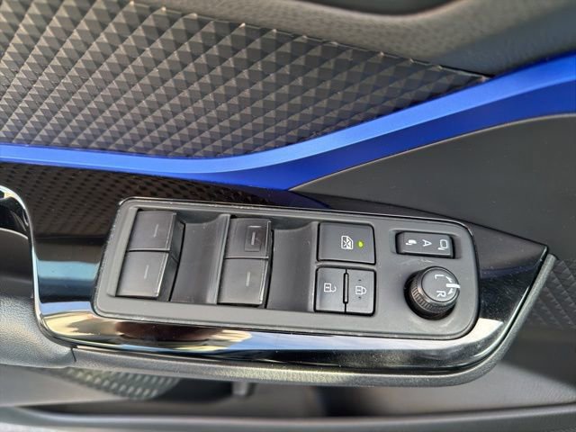 Used 2020 Toyota C-HR XLE image 15