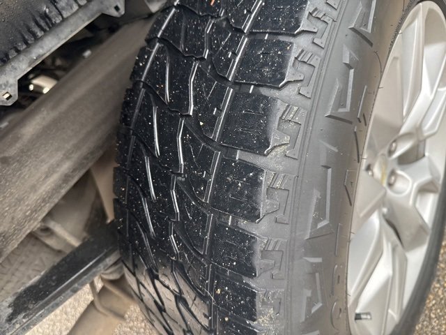 Used 2020 Chevrolet Silverado 1500 Custom w/ Custom Value Package image 13