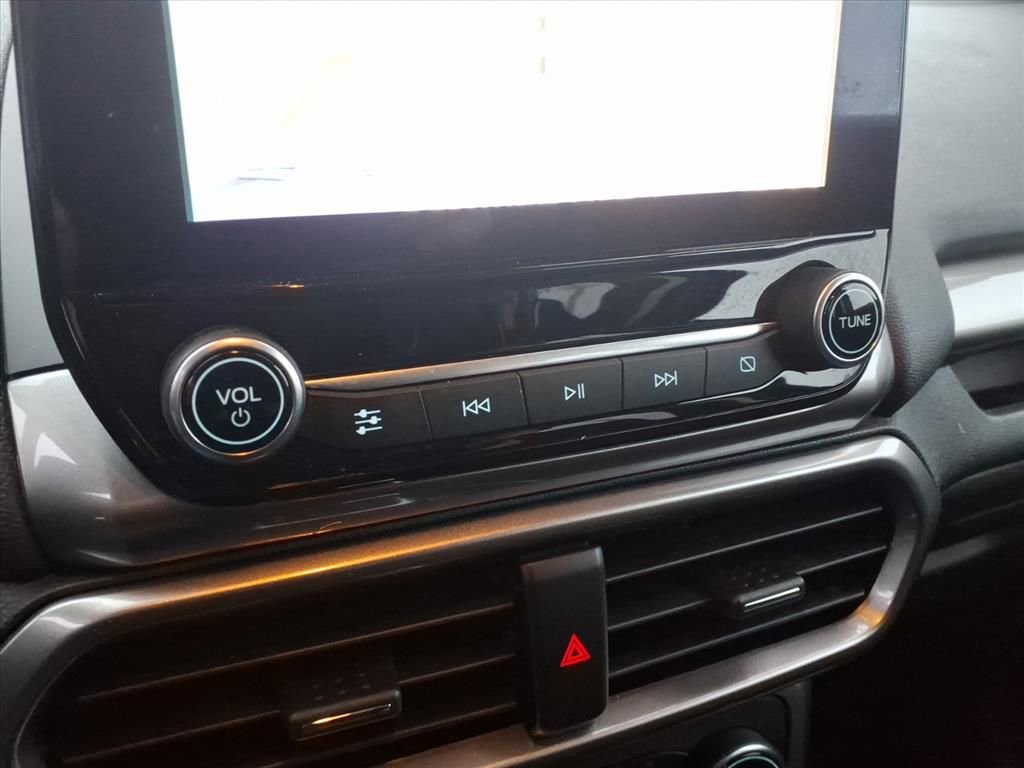Certified 2021 Ford EcoSport SE image 11