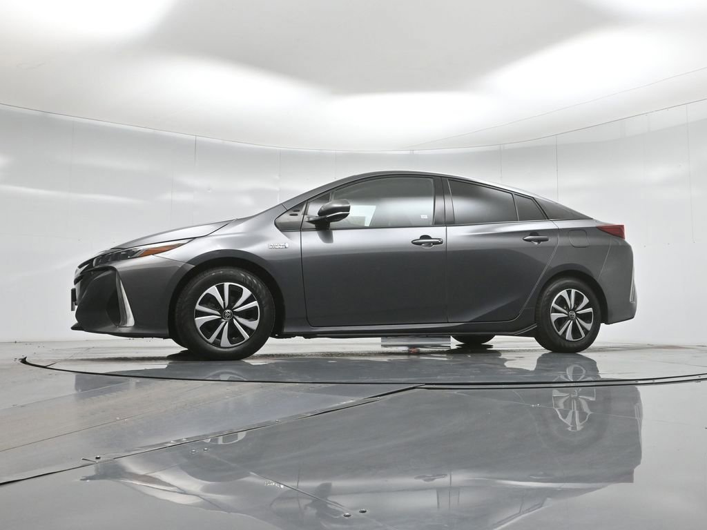 Used 2018 Toyota Prius Prime Plus image 23
