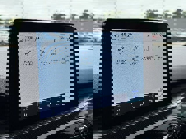 Certified 2024 Ford Escape ST-Line image 26