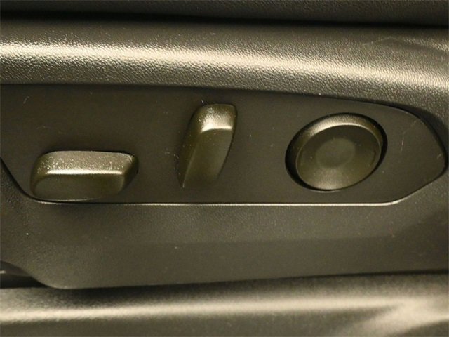 Used 2023 Chevrolet Silverado 1500 ZR2 image 11