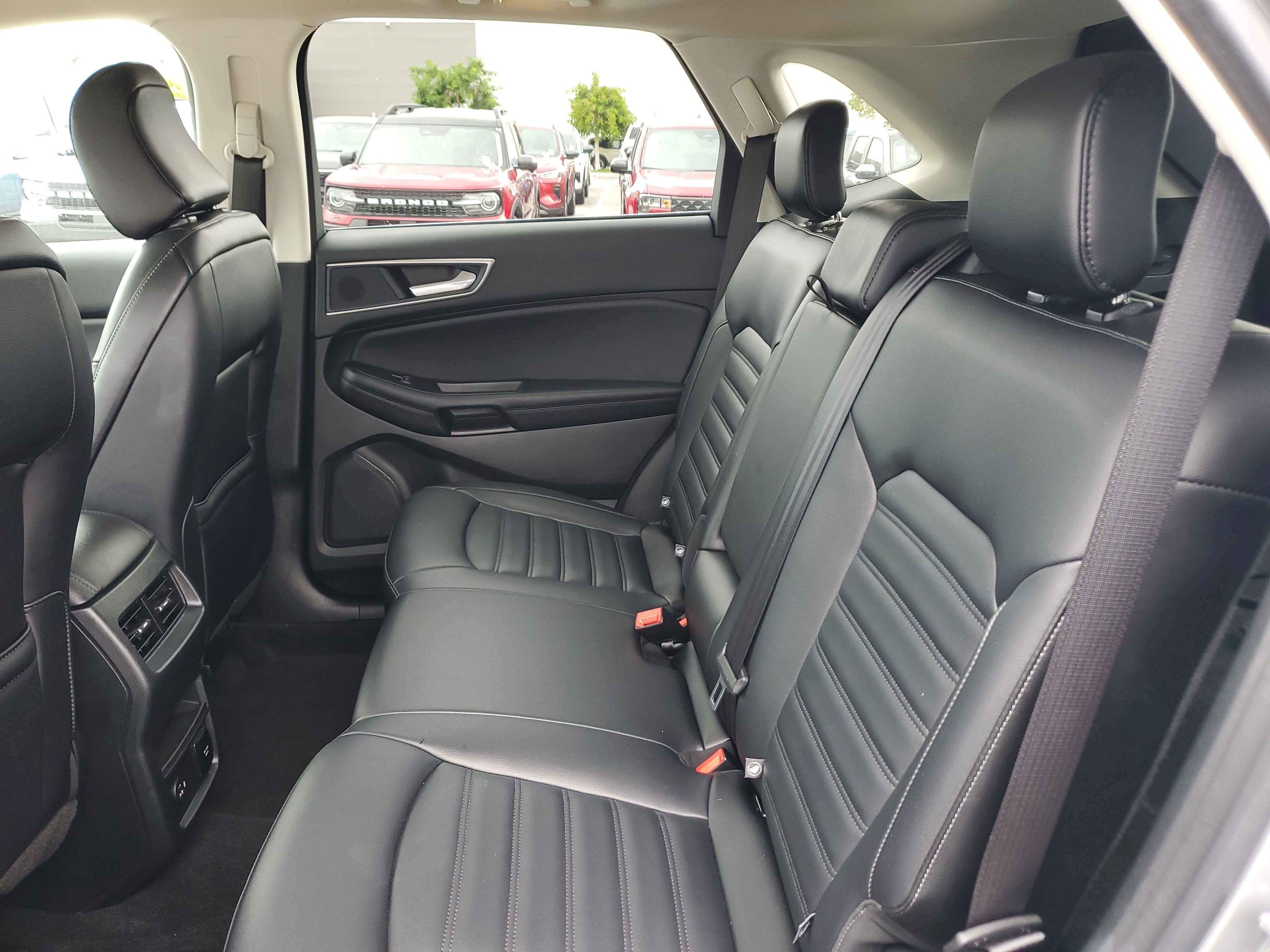 Certified 2022 Ford Edge SEL w/ Convenience Package image 13