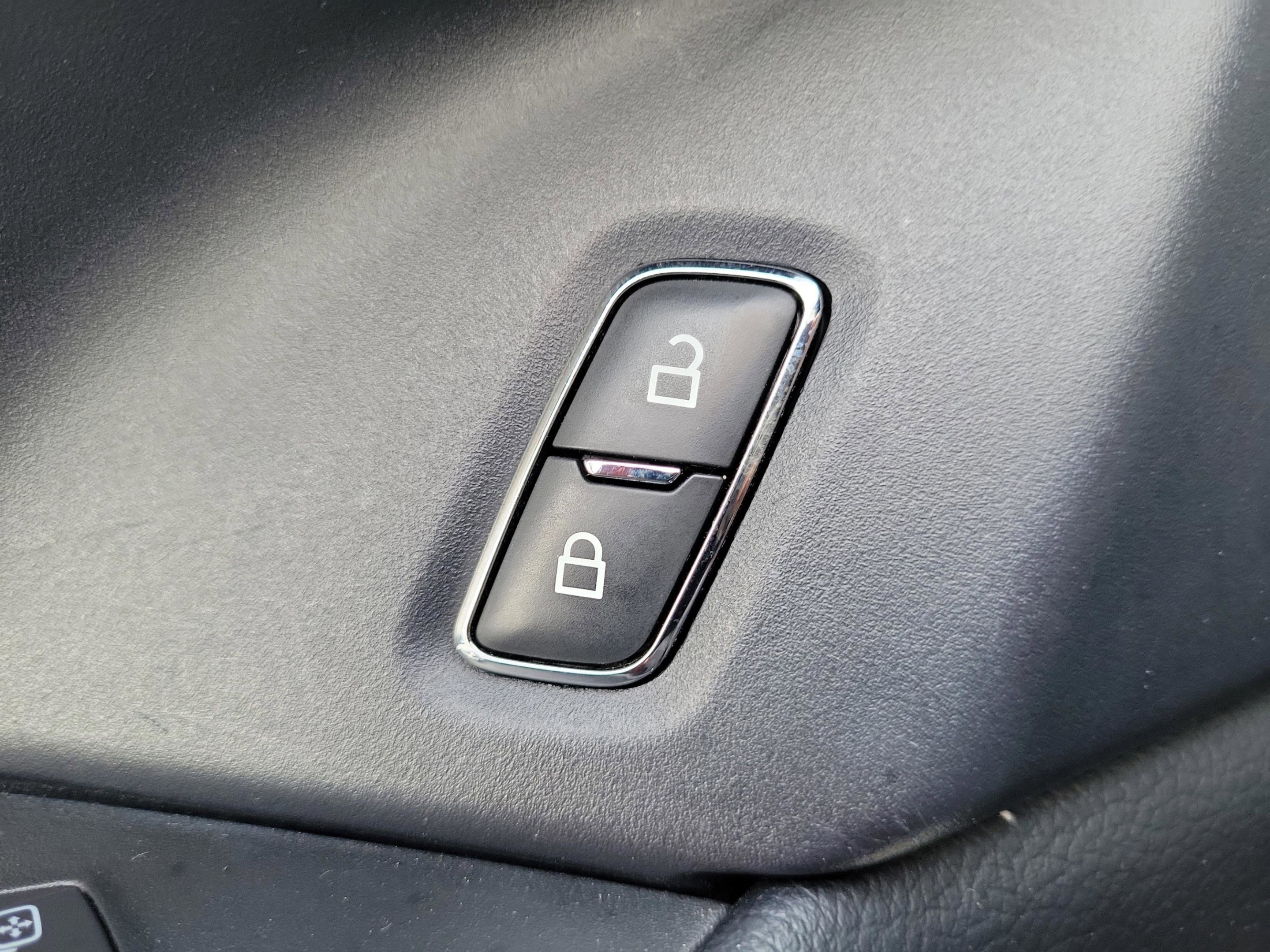 Certified 2020 Ford Expedition XLT w/ Equipment Group 201A AWD/4WD image 21