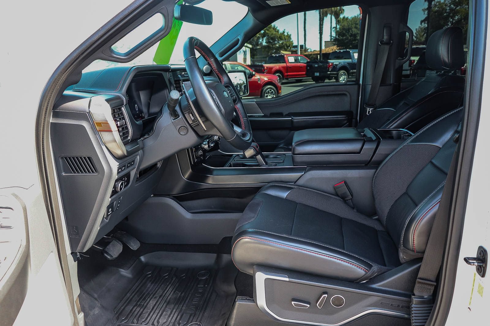 Certified 2024 Ford F150 Raptor AWD/4WD image 18