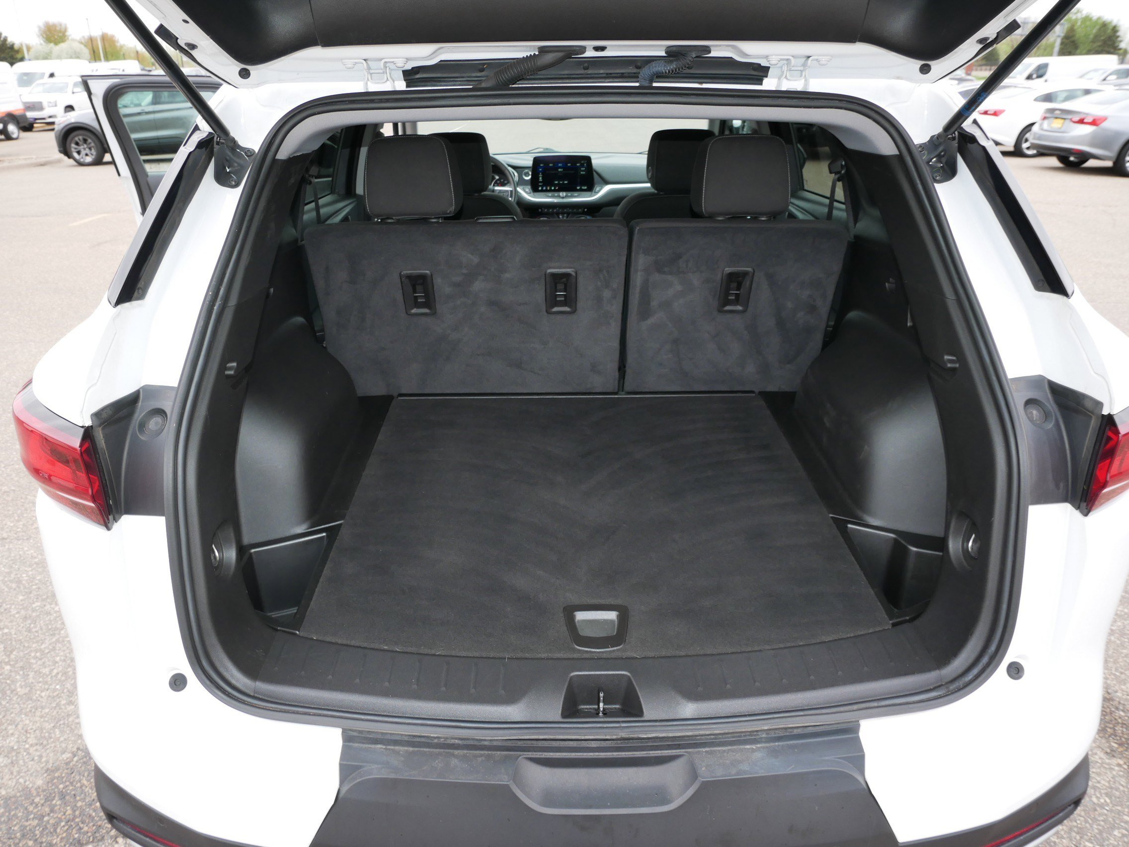Used 2023 Chevrolet Blazer LT w/ Driver Confidence Package AWD/4WD image 18