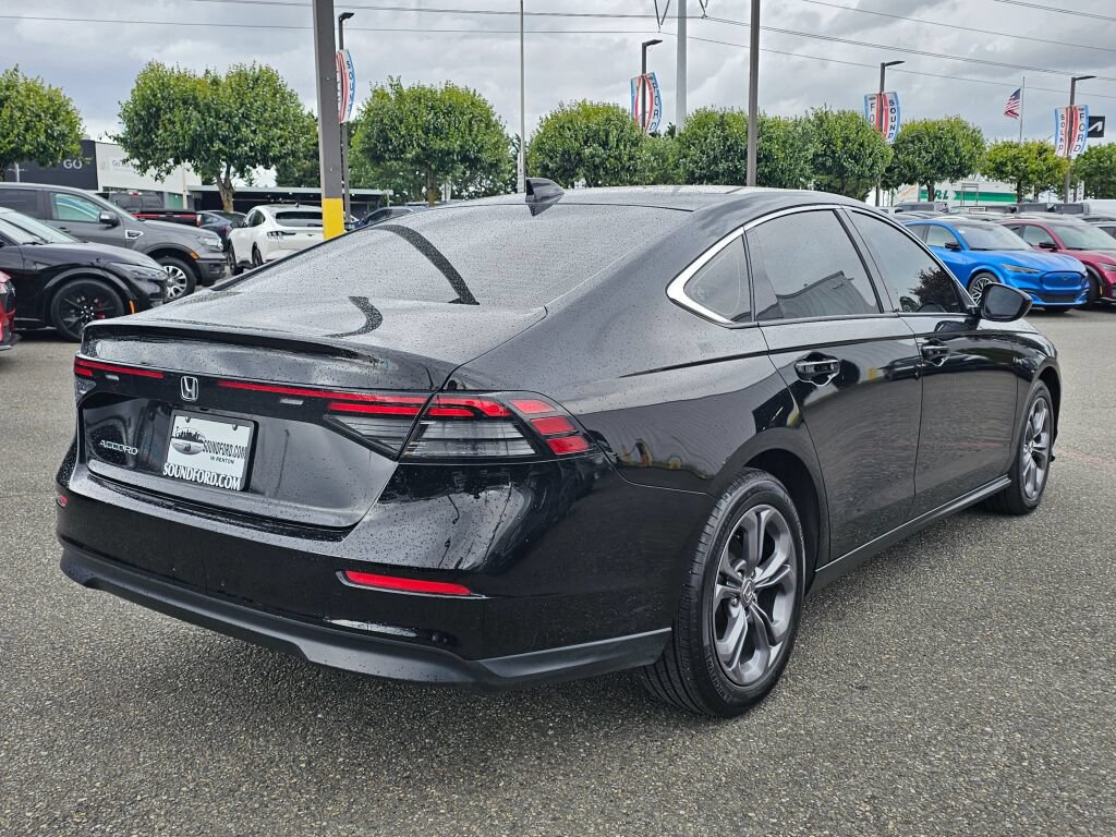 Used 2023 Honda Accord EX image 5