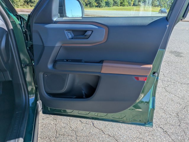 Certified 2024 Ford Bronco Sport Outer Banks w/ Tech Package image 33