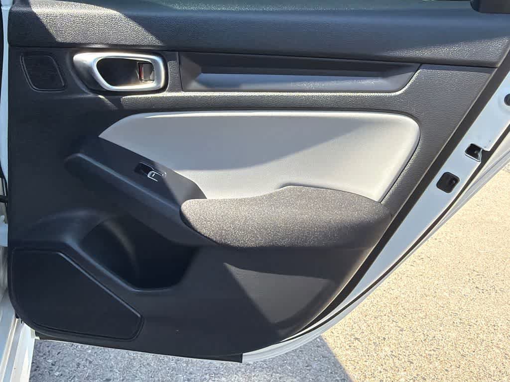 Used 2025 Honda Civic Sport image 15