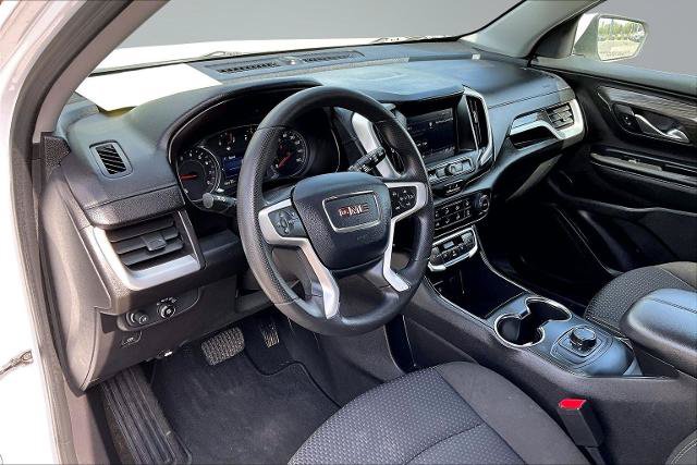 Used 2024 GMC Terrain SLE AWD/4WD image 14