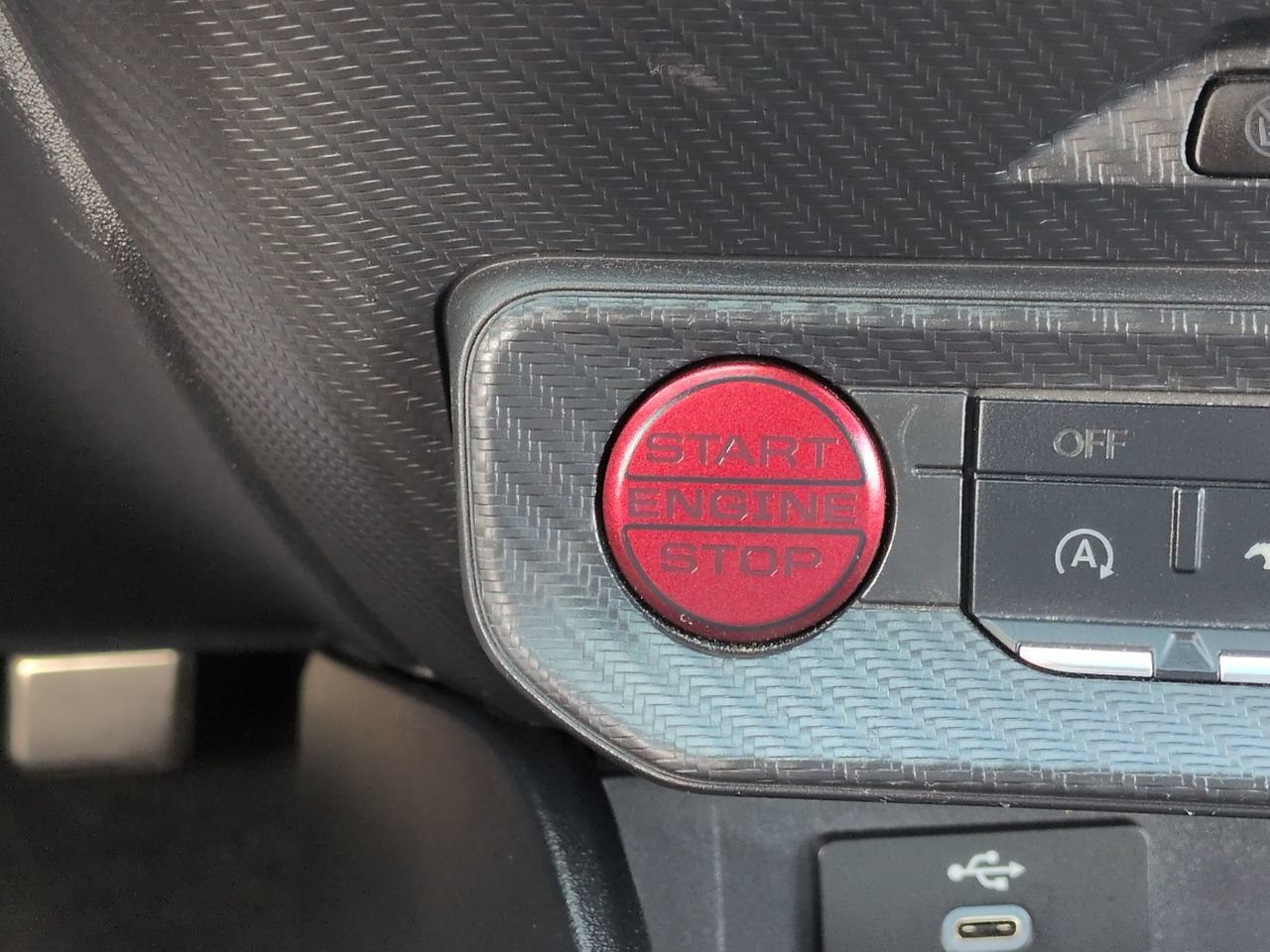 Certified 2025 Ford Mustang Premium RWD image 28