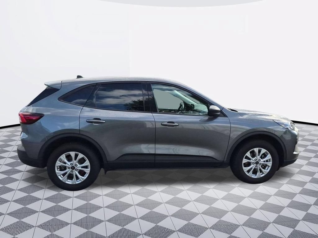 Certified 2025 Ford Escape Active AWD/4WD image 7