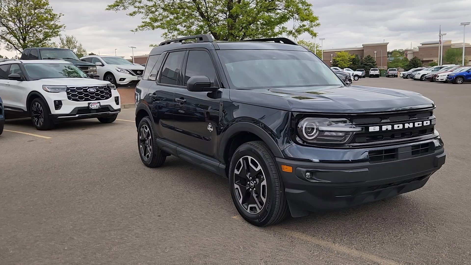 Certified 2023 Ford Bronco Sport Outer Banks w/ Tech Package AWD/4WD image 7