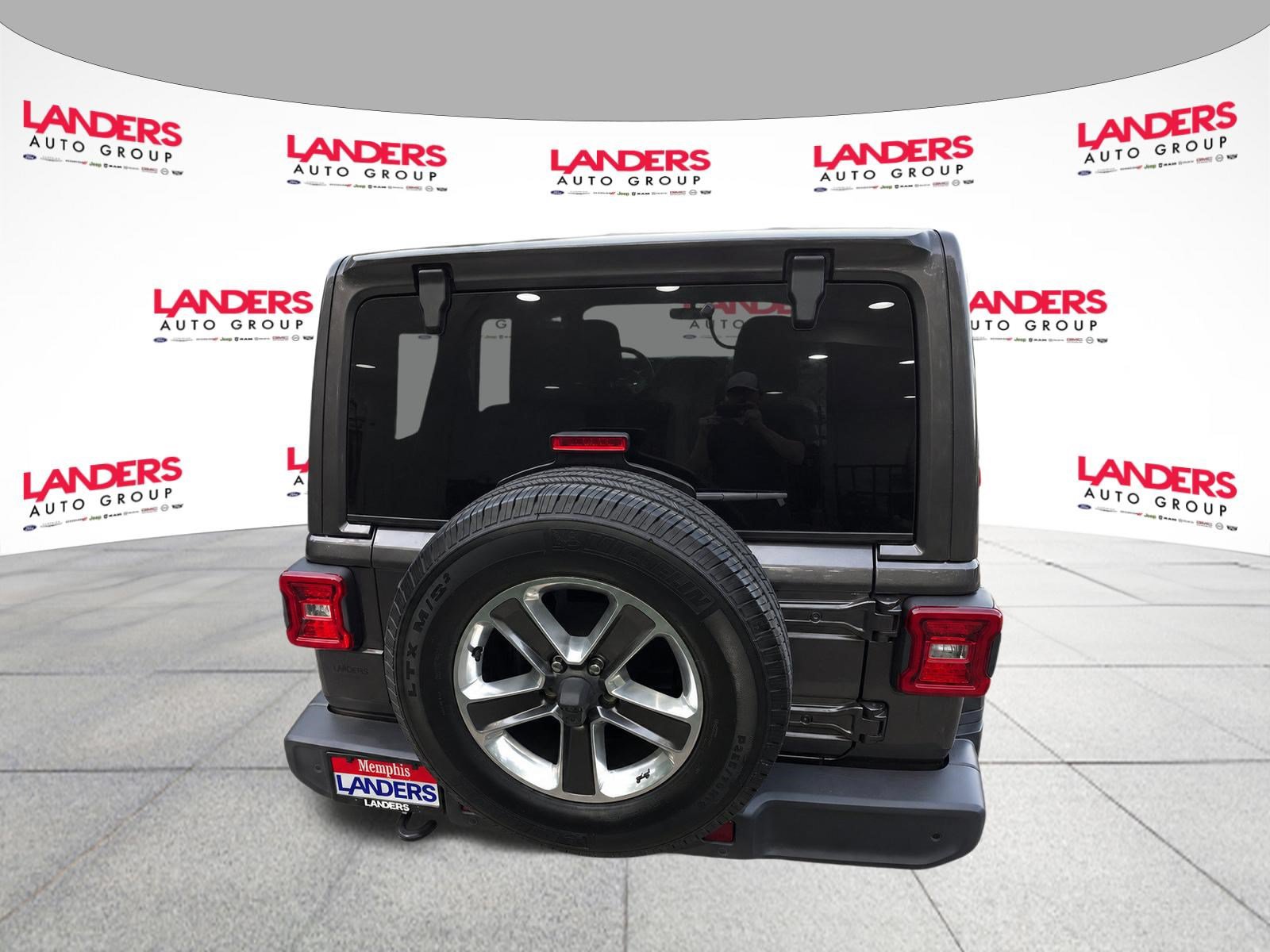 Used 2020 Jeep Wrangler Unlimited Sahara AWD/4WD image 5