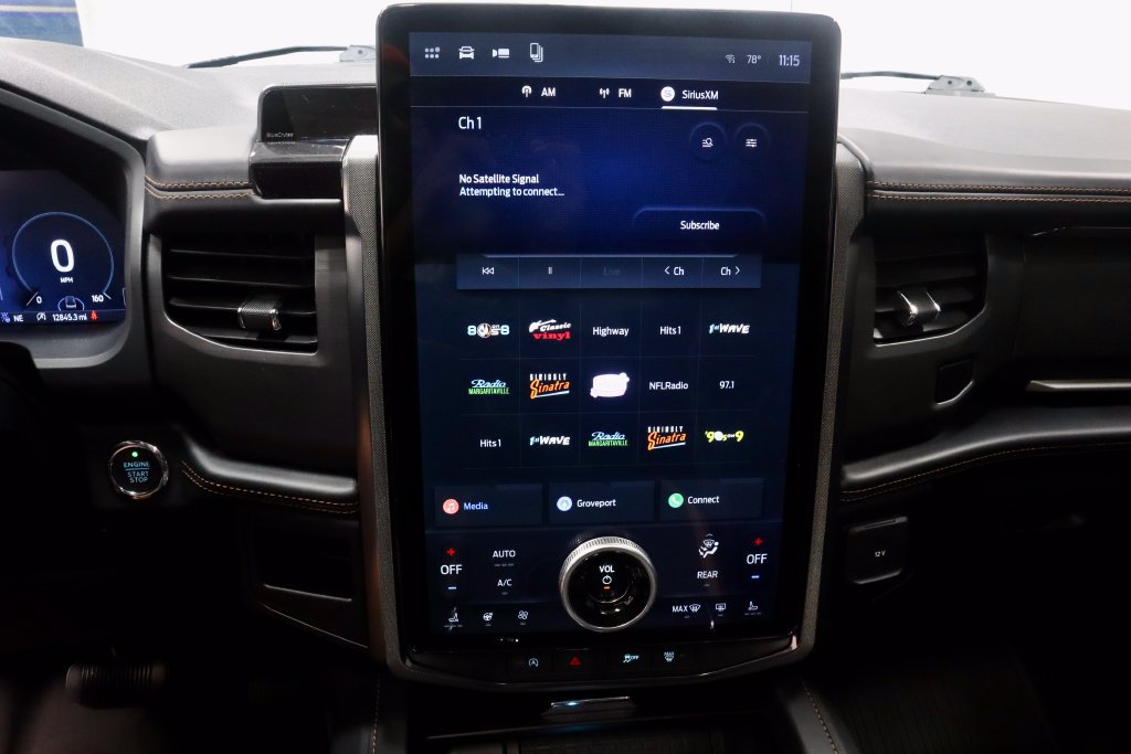 Certified 2024 Ford Expedition Max Platinum AWD/4WD image 4
