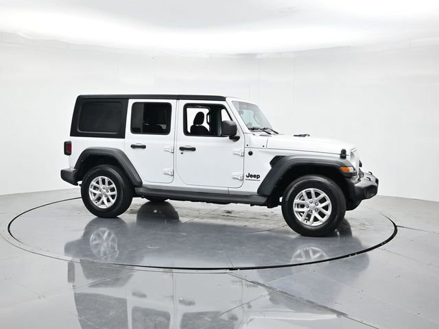 Used 2023 Jeep Wrangler Unlimited Sport AWD/4WD image 3