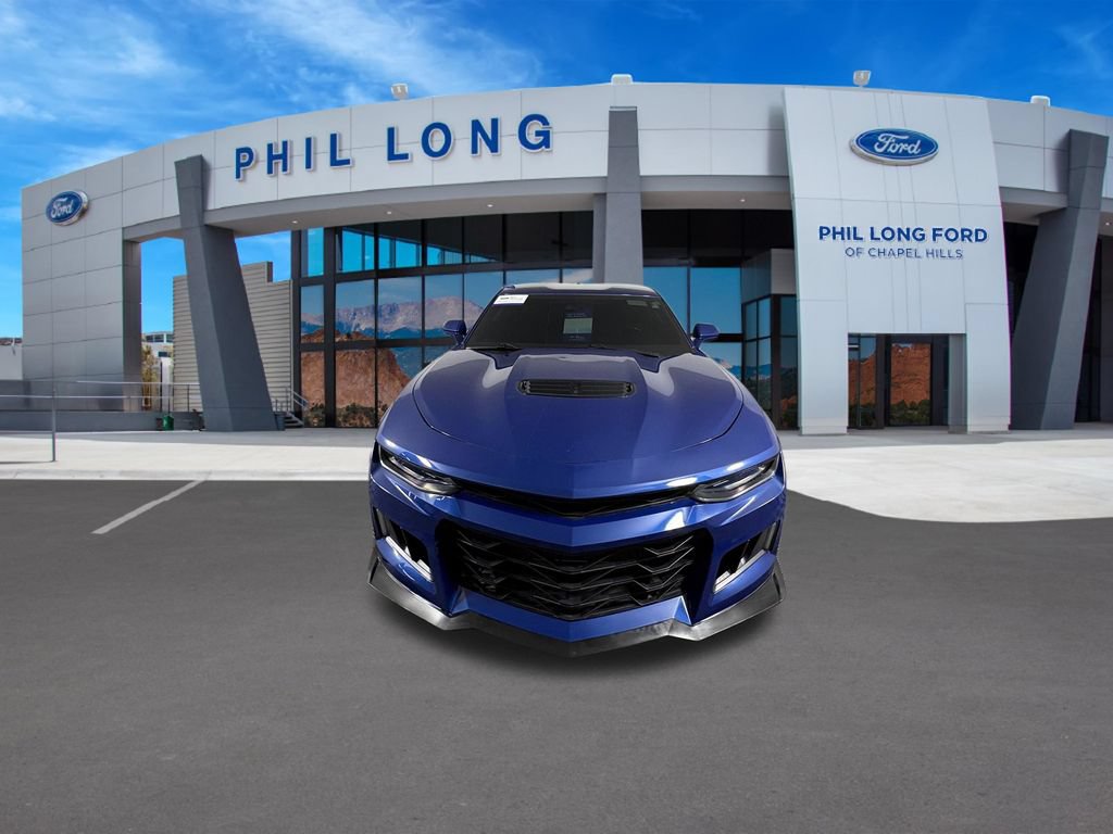 Used 2020 Chevrolet Camaro LT RWD image 8