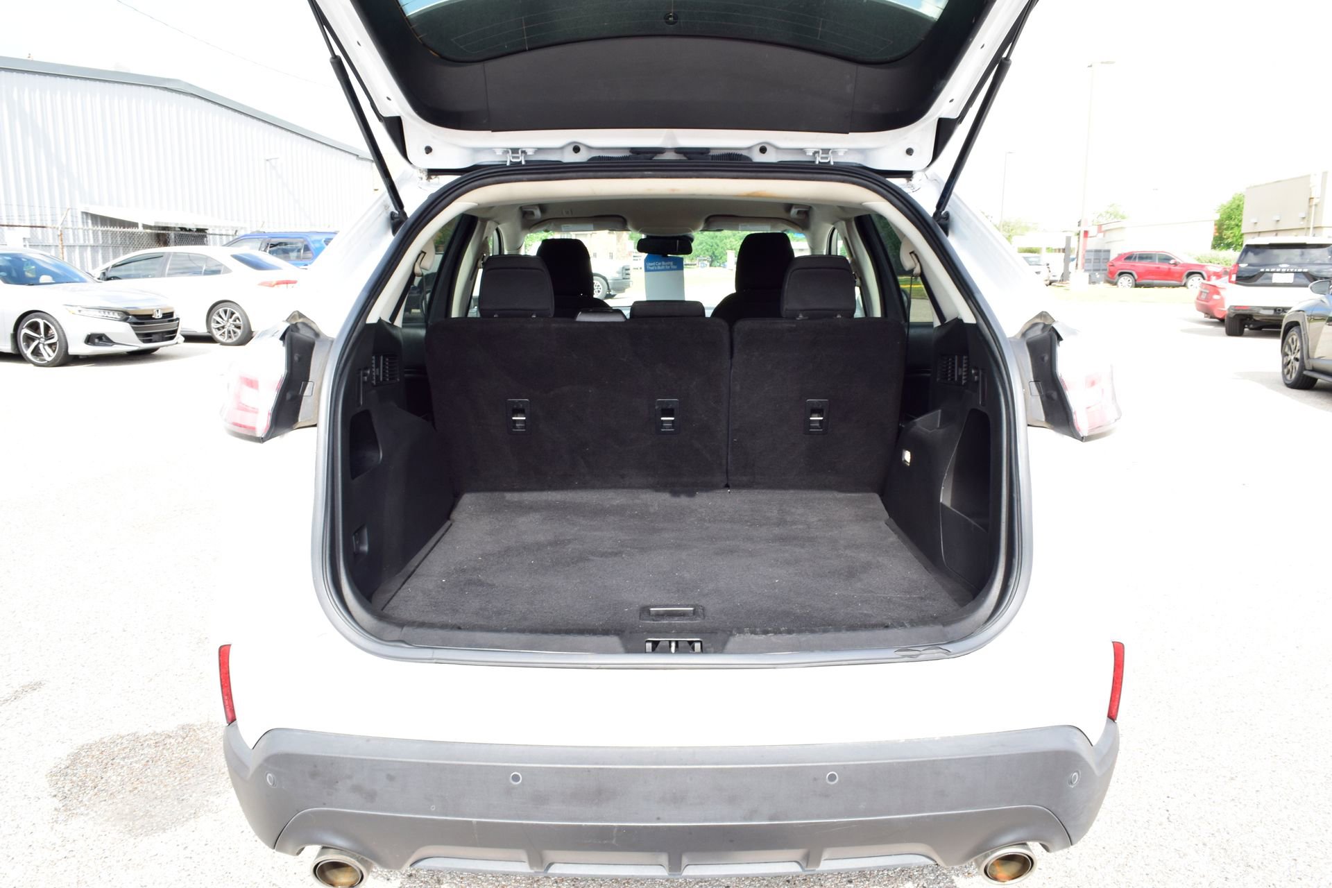 Certified 2020 Ford Edge SE FWD image 20