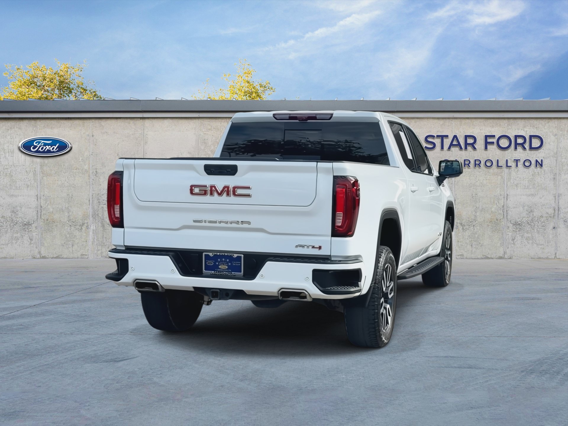 Used 2025 GMC Sierra 1500 AT4 w/ AT4 Premium Package AWD/4WD image 7