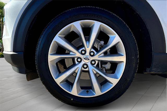 Certified 2023 Ford Explorer Platinum w/ Technology Package image 11
