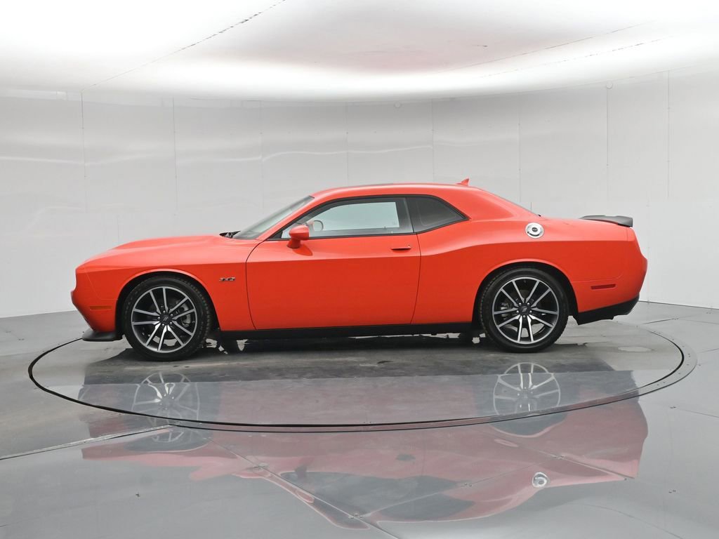 Used 2023 Dodge Challenger R/T image 23