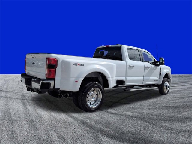 Certified 2026 Ford F450 Lariat w/ Chrome Package image 4