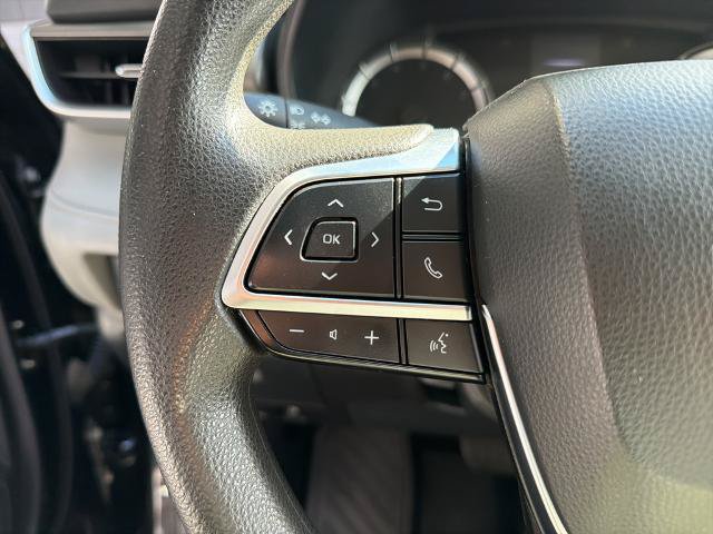 Used 2020 Toyota Highlander L AWD/4WD image 21