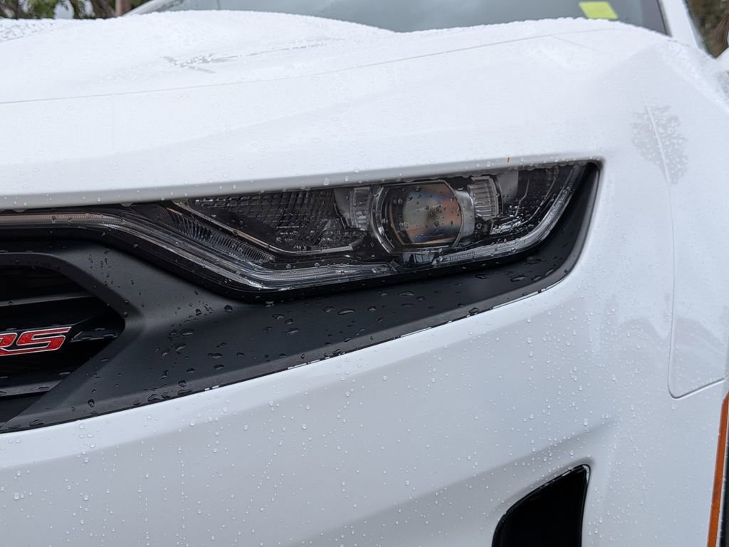 Used 2020 Chevrolet Camaro LT w/ RS Package image 11