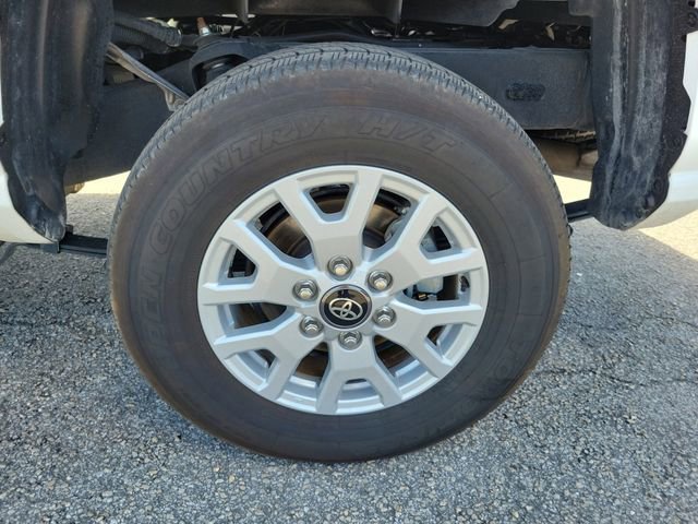 Used 2024 Toyota Tacoma SR AWD/4WD image 6
