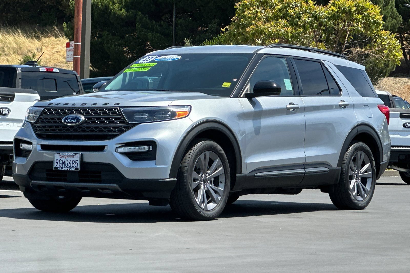 Certified 2023 Ford Explorer XLT w/ Equipment Group 202A RWD image 11