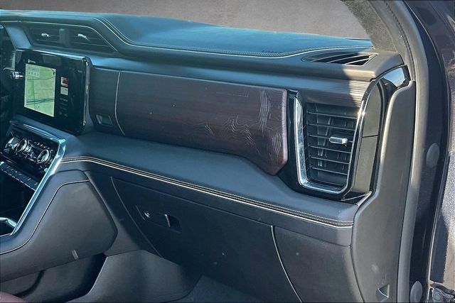 Used 2024 GMC Sierra 2500 Denali Ultimate w/ Snow Plow Prep/Camper Package image 15