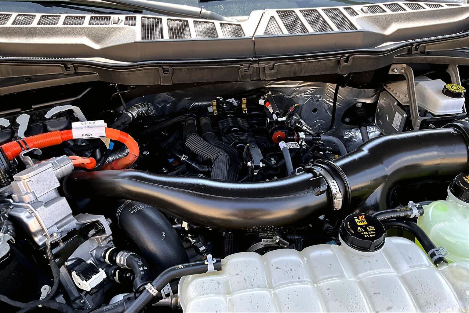 Certified 2025 Ford F150 Lariat w/ Equipment Group 501A Mid AWD/4WD image 36