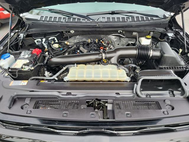 Certified 2022 Ford Expedition Limited image 32