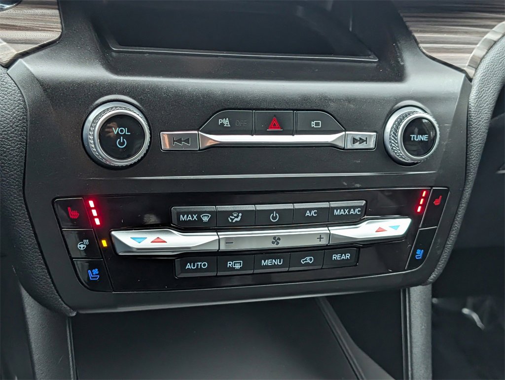 Certified 2020 Ford Explorer Limited image 23