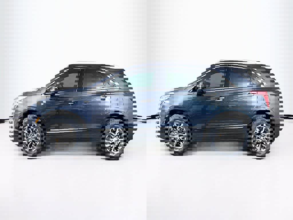 Used 2023 Cadillac XT5 Premium Luxury image 2