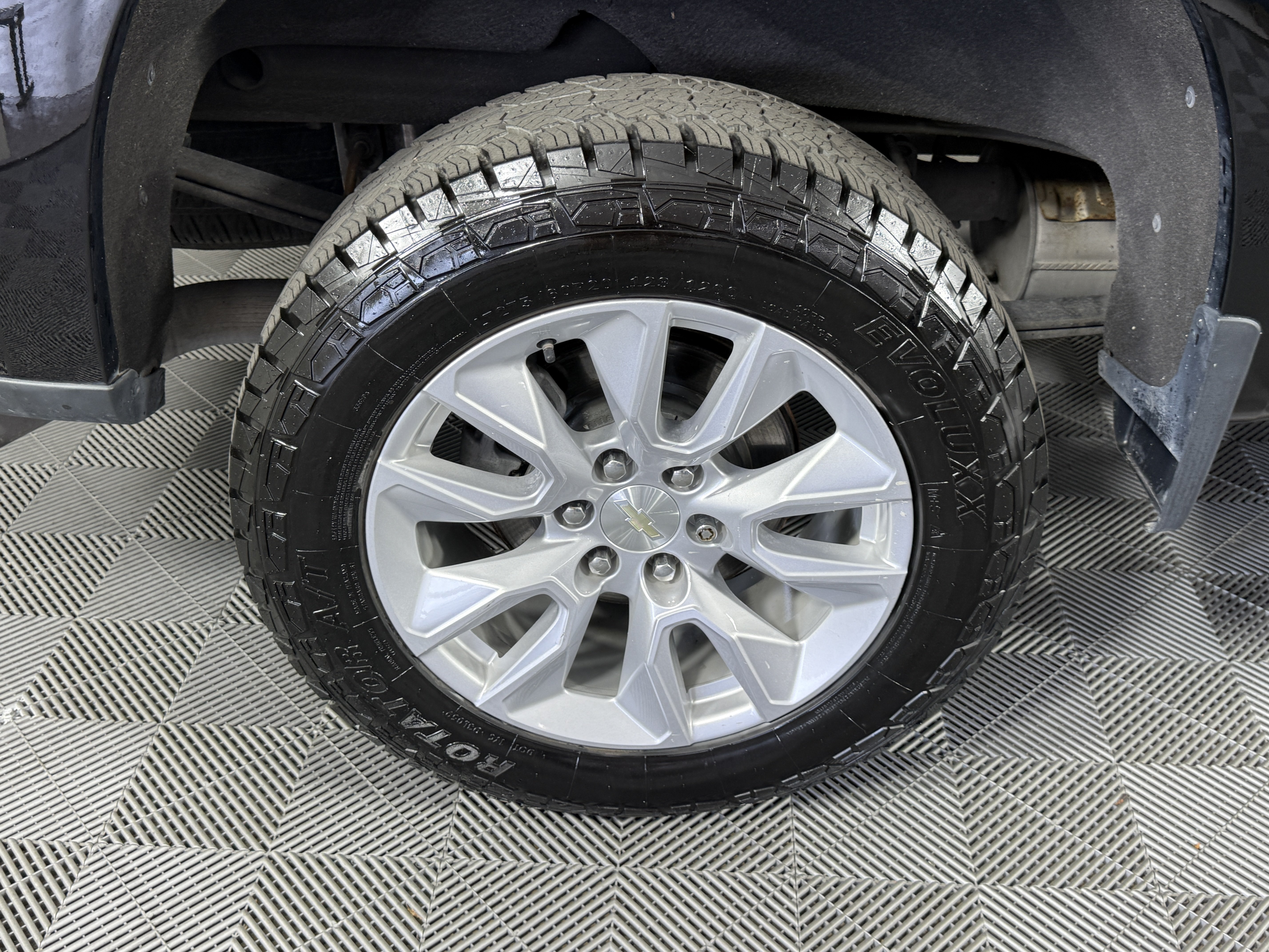 Used 2021 Chevrolet Silverado 1500 Custom RWD image 26