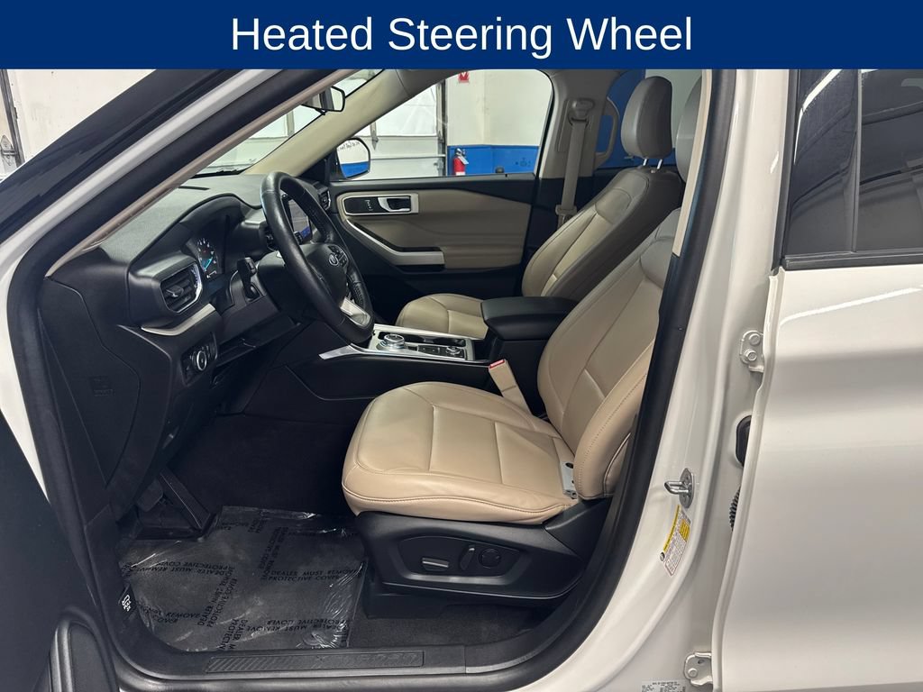 Certified 2023 Ford Explorer XLT w/ Equipment Group 202A AWD/4WD image 10