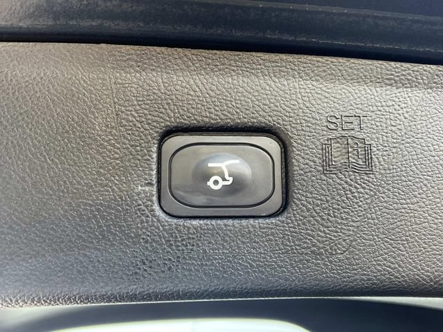 Certified 2023 Ford Edge SEL w/ Convenience Package AWD/4WD image 12