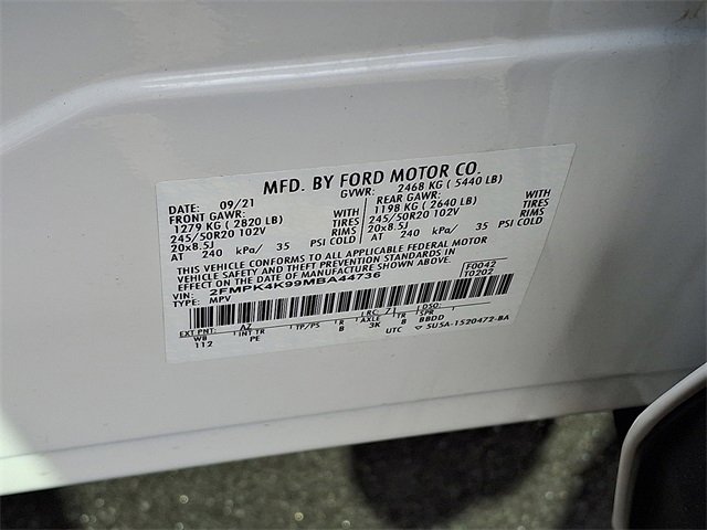 Certified 2021 Ford Edge Titanium w/ Equipment Group 301A image 23