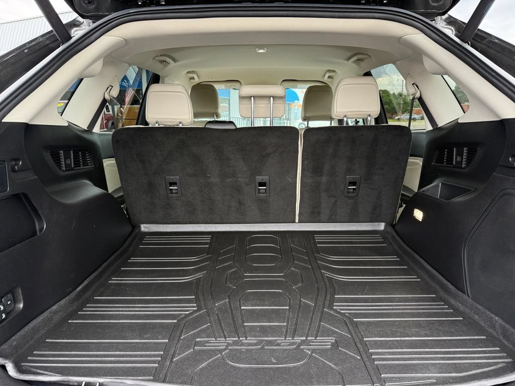 Certified 2023 Ford Edge Titanium w/ Cargo Accessory Package AWD/4WD image 18