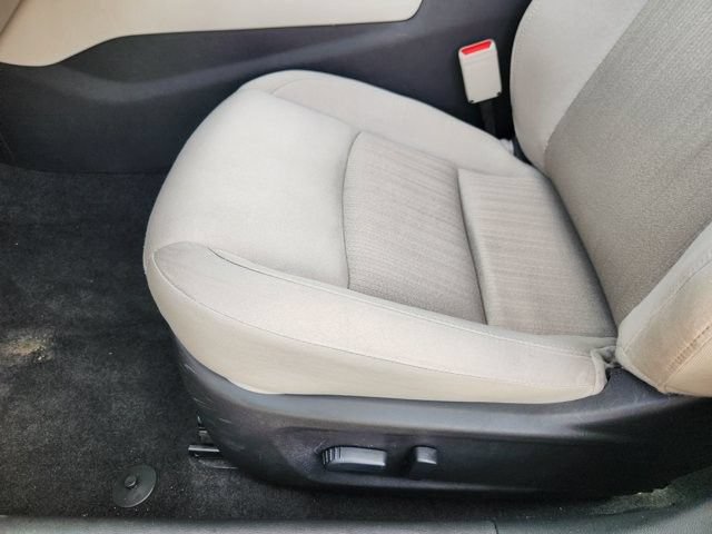 Used 2025 Nissan Altima 2.5 SV FWD image 23